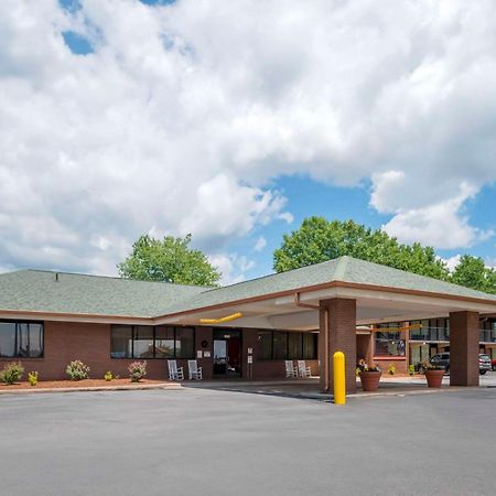 Quality Inn Near Speedway Wilkesboro Ngoại thất bức ảnh