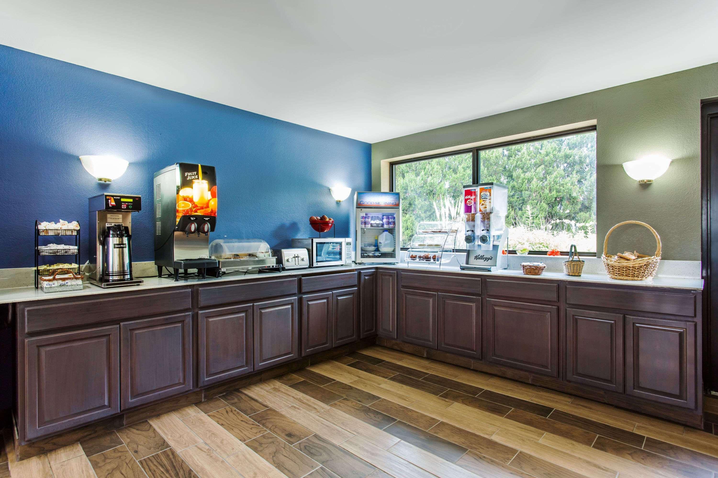 Quality Inn Near Speedway Wilkesboro Ngoại thất bức ảnh