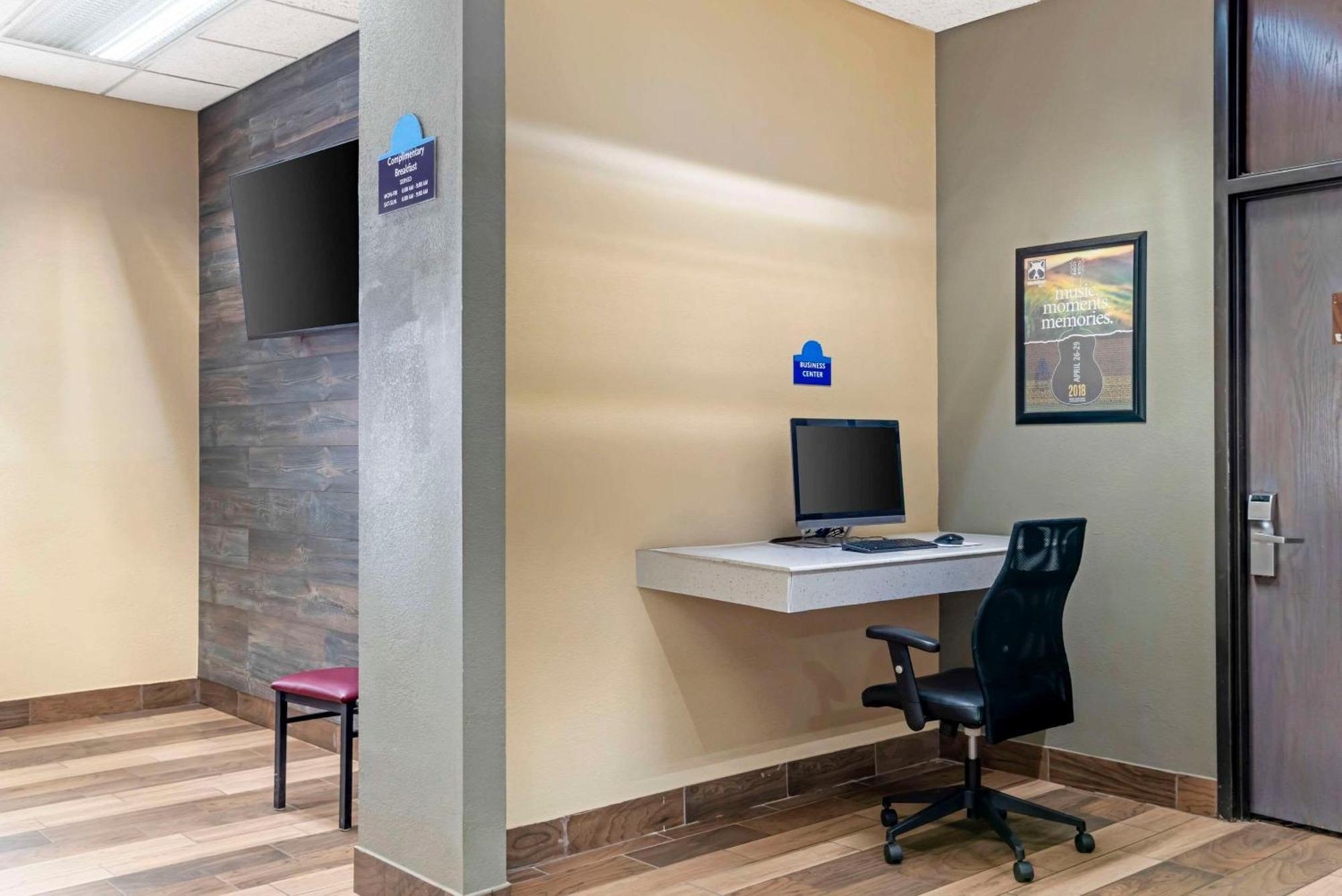 Quality Inn Near Speedway Wilkesboro Ngoại thất bức ảnh
