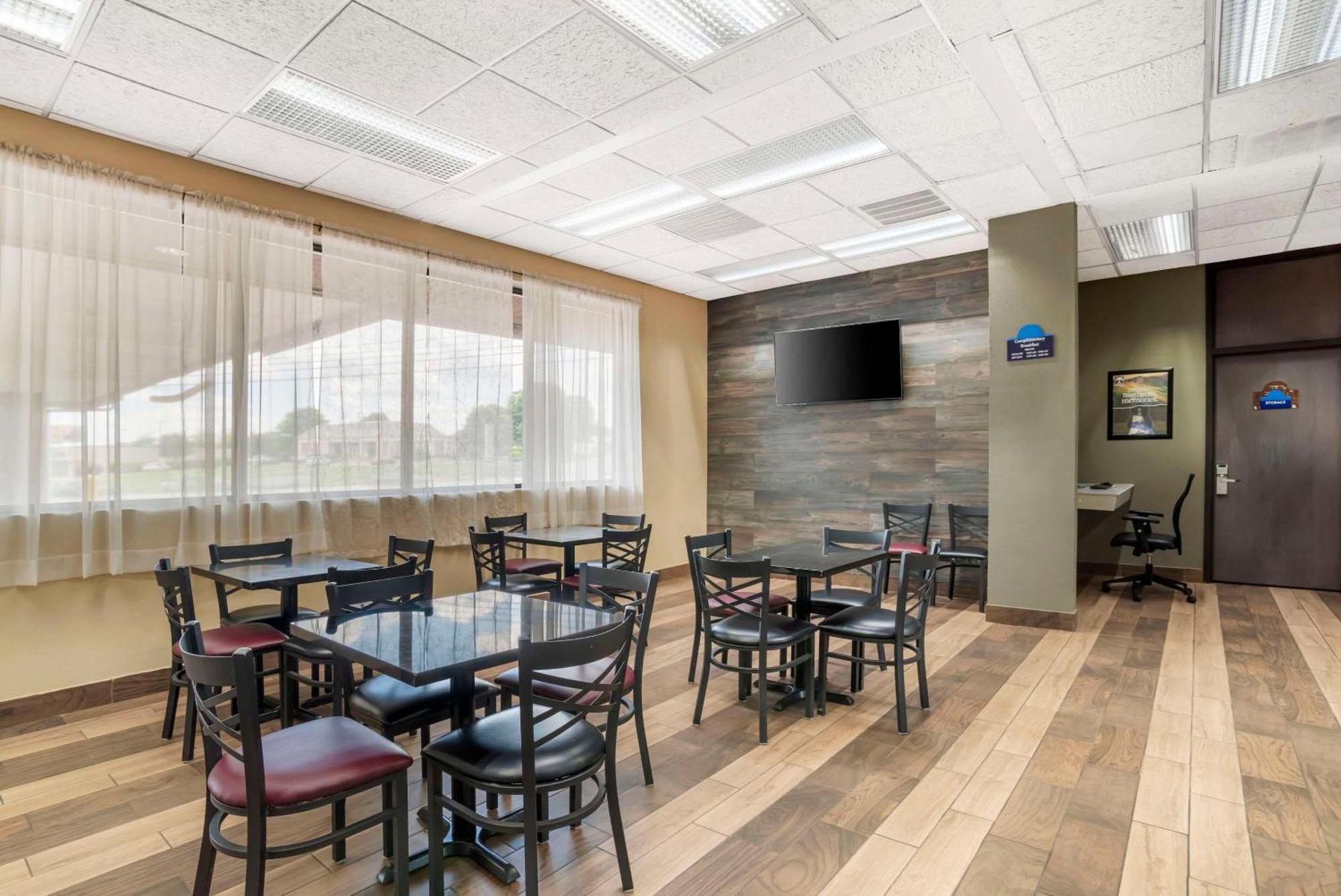 Quality Inn Near Speedway Wilkesboro Ngoại thất bức ảnh