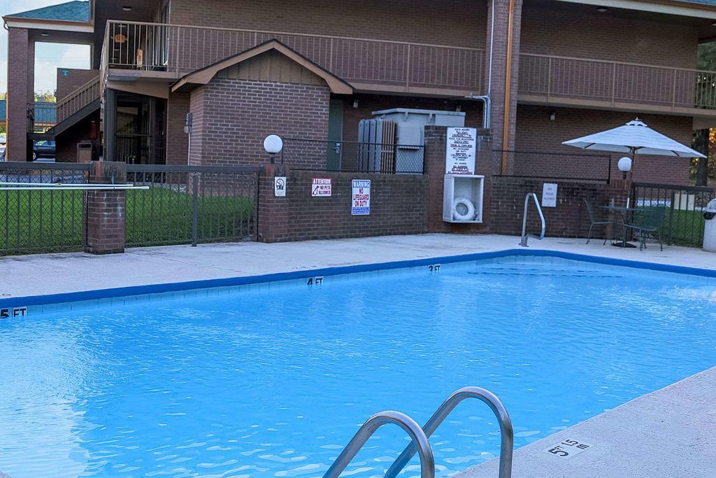Quality Inn Near Speedway Wilkesboro Ngoại thất bức ảnh