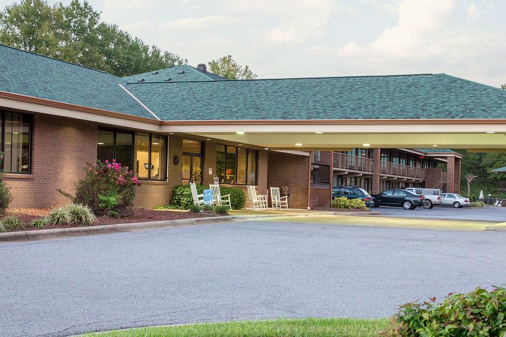 Quality Inn Near Speedway Wilkesboro Ngoại thất bức ảnh